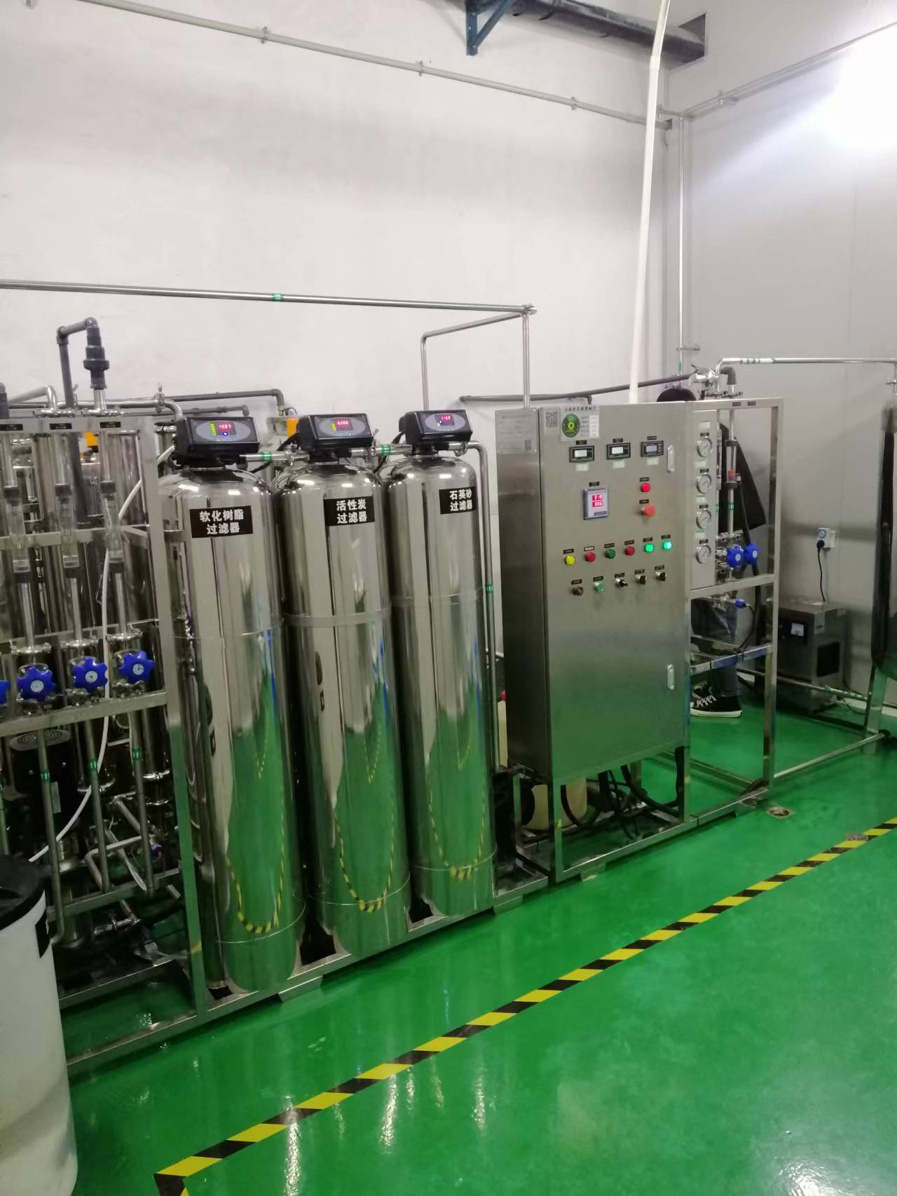 醫(yī)療器械企業(yè)雙級反滲透+EDI純水設備